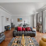 4 Bedroom Avenue Kléber