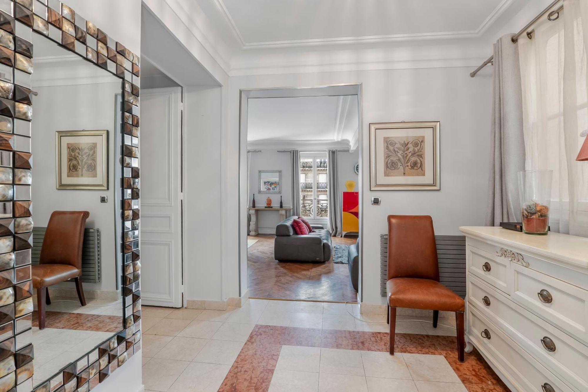4 Bedroom Avenue Kleber Appartamento *