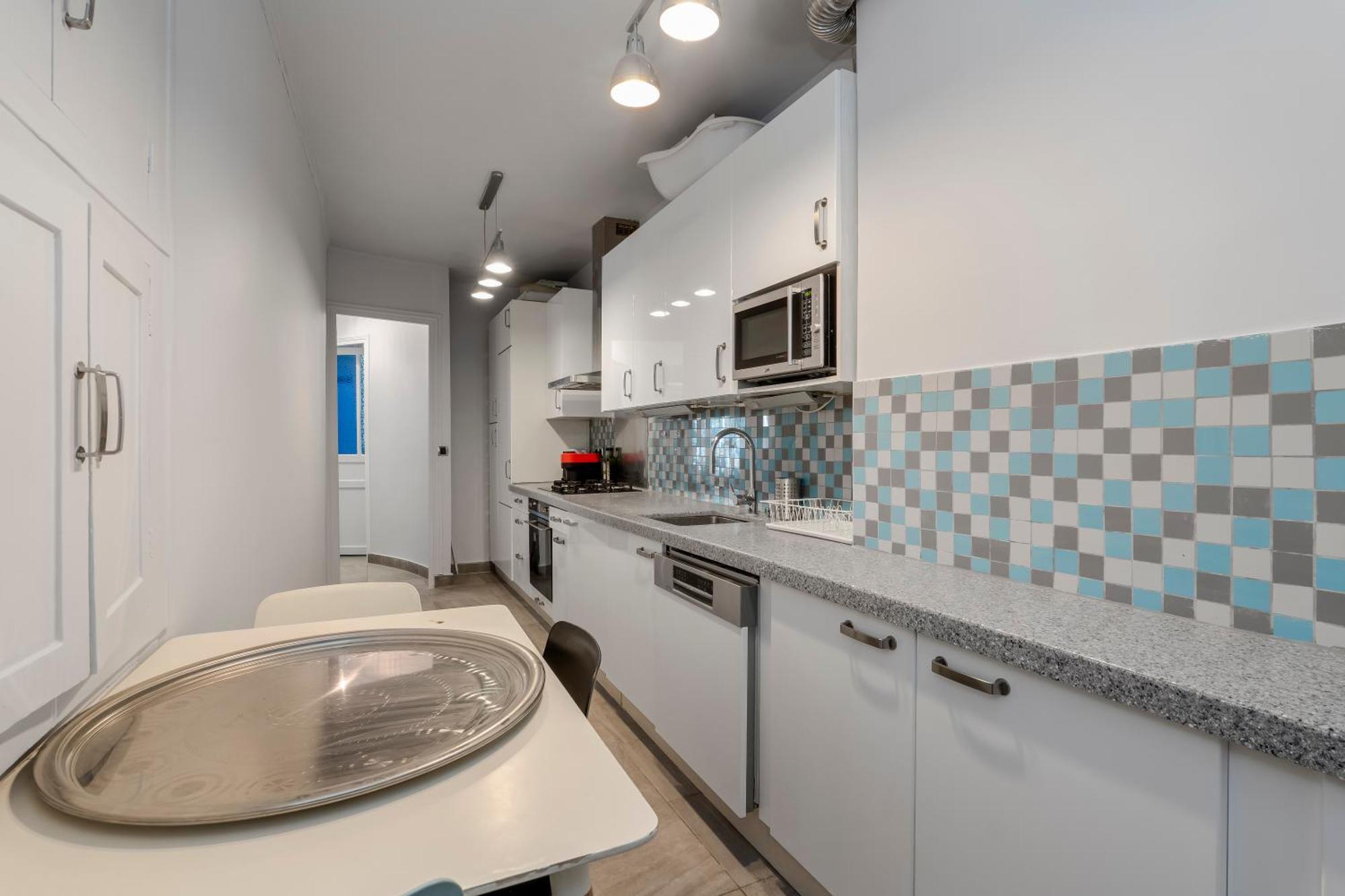 Appartamento 4 Bedroom Avenue Kleber